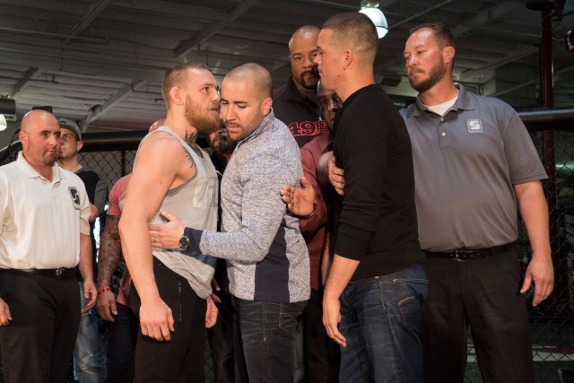 20160224052947_McGregor_Diaz4