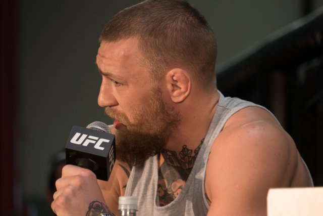 20160224053119_McGregor_Diaz7