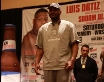 tony-thompson-weigh-in