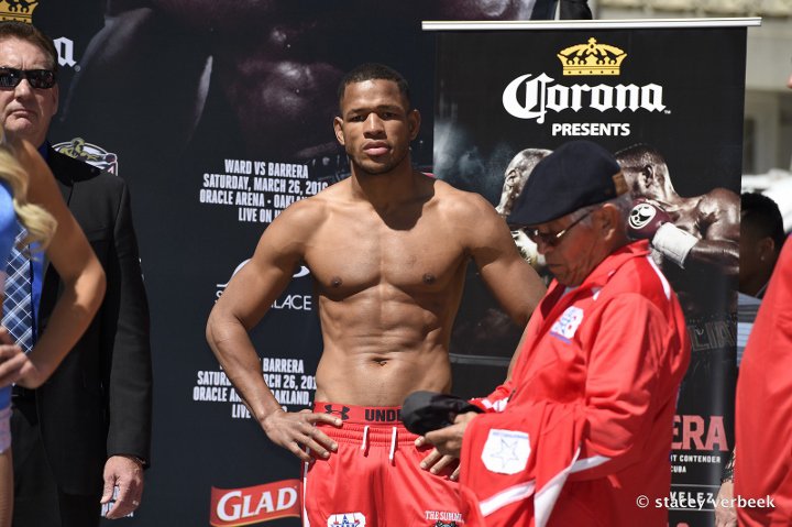 ward-barrera-weigh-in 4