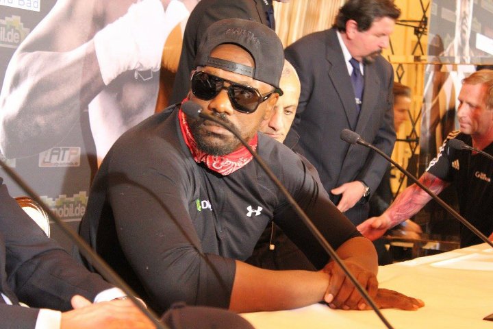 chisora-pulev-brawl (7