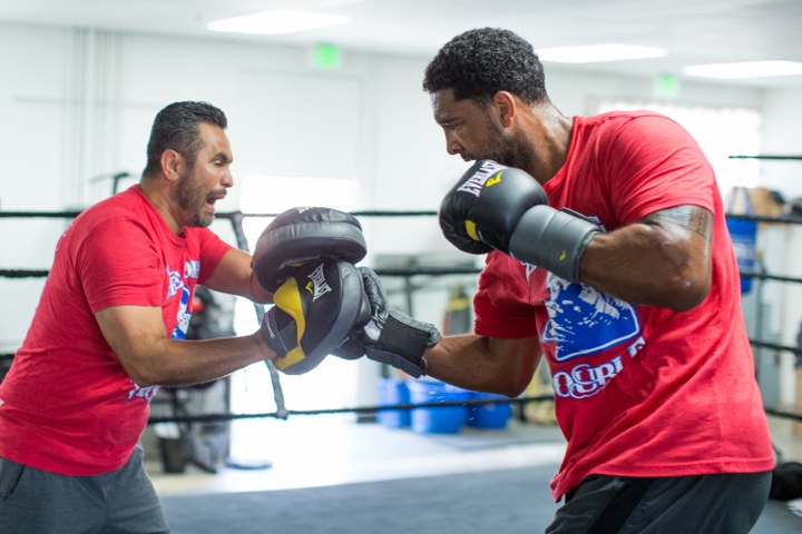 Dominic Breazeale 6