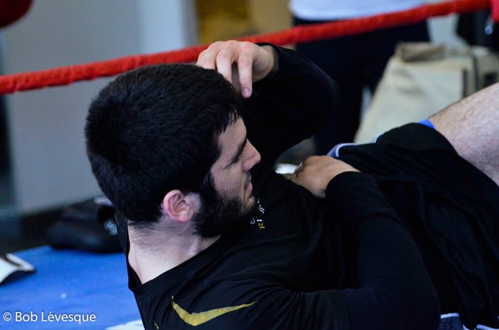 artur-beterbiev3