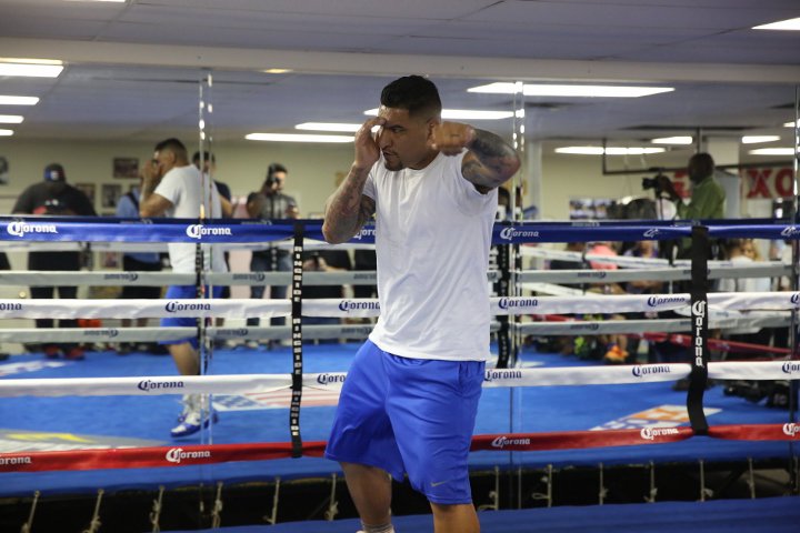chris-arreola9