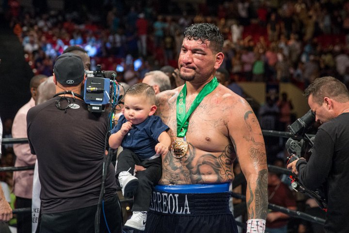 wilder-arreola-fight 14