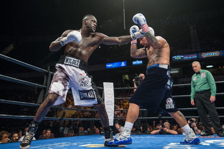 wilder-arreola-fight 3